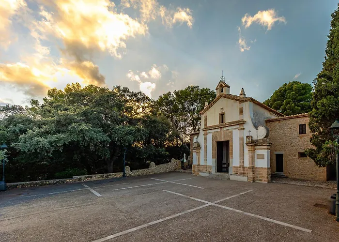 Villa Llobera By Homevillas360 Pollença