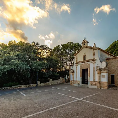 Villa Llobera By Homevillas360 Pollença